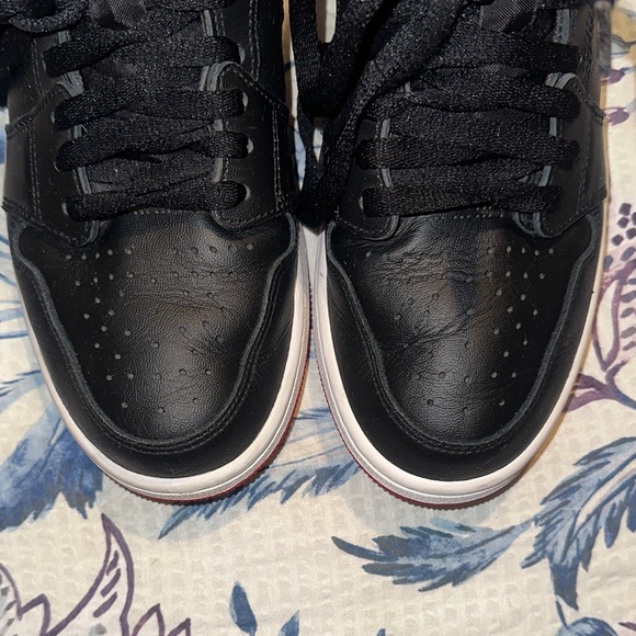 Wmns Air Jordan 1 High Zoom Comfort 'Black University Red' - Picture 11 of 14